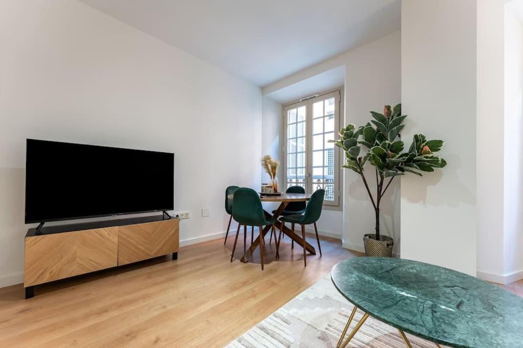 Appartement Premium Flat In Malaga Center With Free Parking Extérieur photo